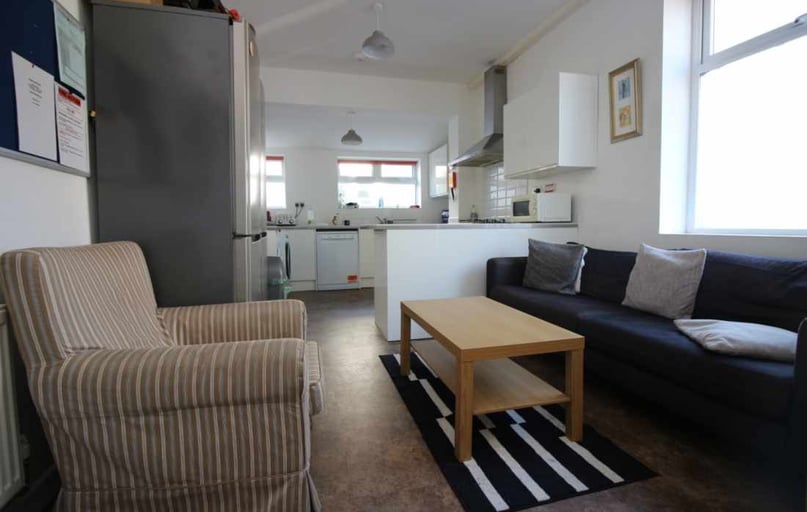 Cathays, Cardiff - Image 1