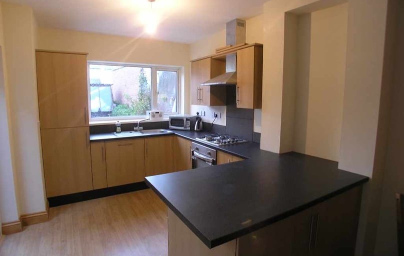 Cathays, Cardiff - Image 1