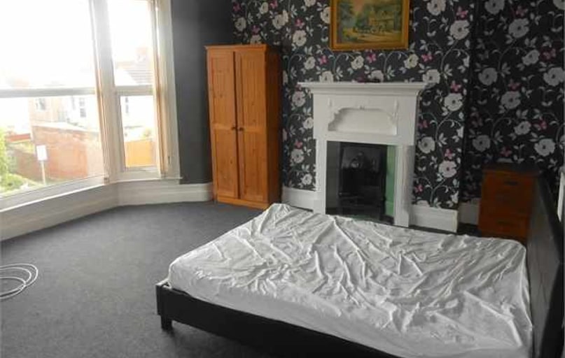 Beechwood Road, Uplands, Swansea - Image 1