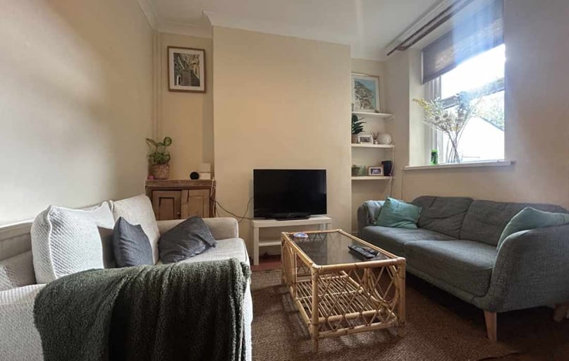 Cathays, Cardiff - Image 1