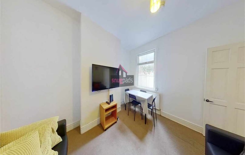 Salford, Irlams O' Th' Height - Image 1