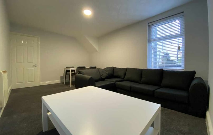 Cathays, Cardiff - Image 1