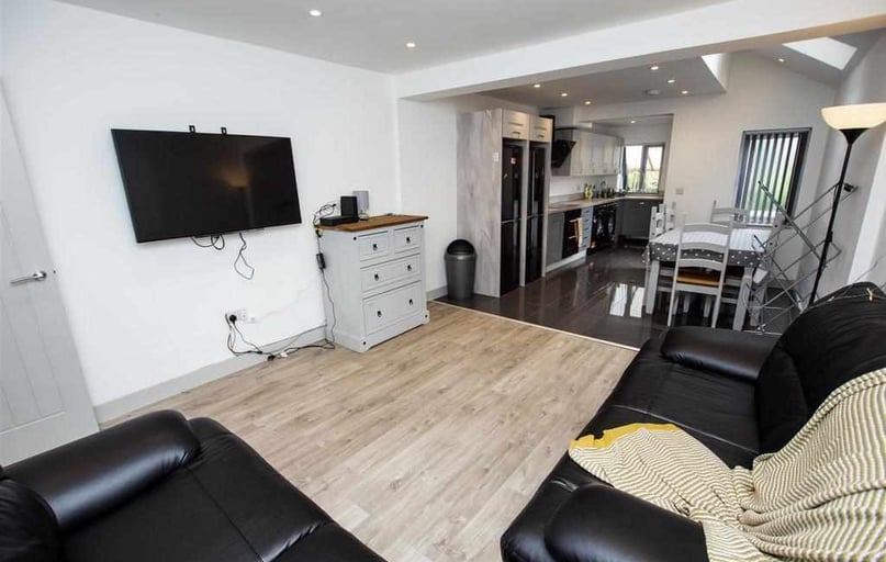 Hubert Road, Selly Park, Birmingham - Image 1