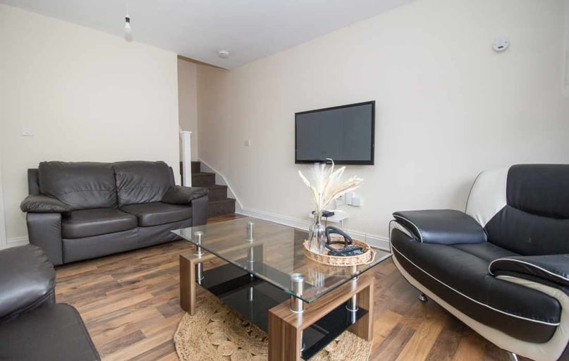 Blue Fox Close, City Centre, Leicester - Image 1