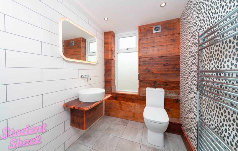 Ruskin Avenue, Rusholme, Manchester - Image 1