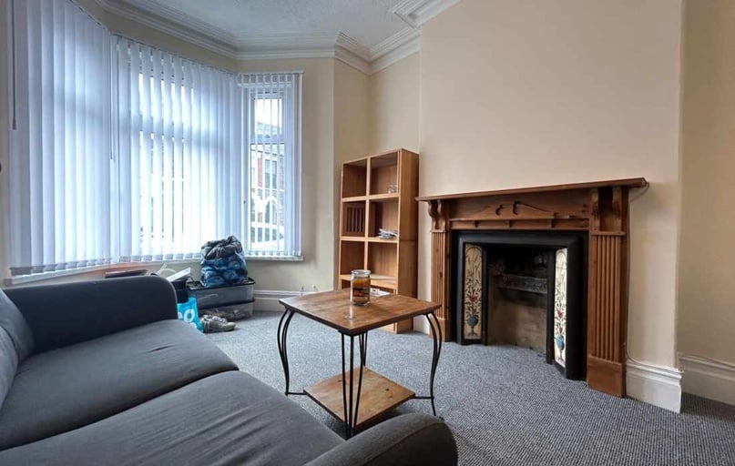 Roath, Plasnewydd, Cardiff - Image 1