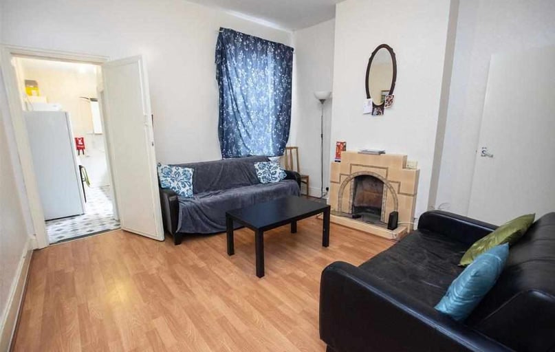 Dawlish Road, Selly Park, Birmingham - Image 1