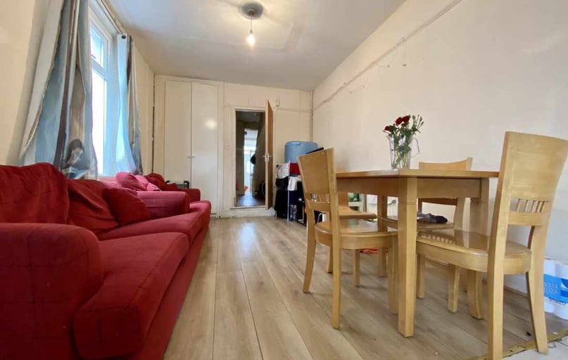 Heath, Gabalfa, Cardiff - Image 1