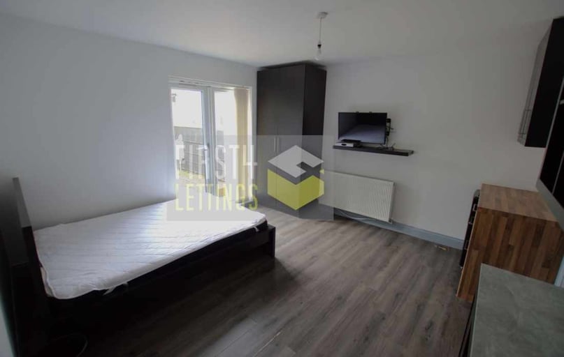 Welford Road, Clarendon Park, Leicester - Image 1