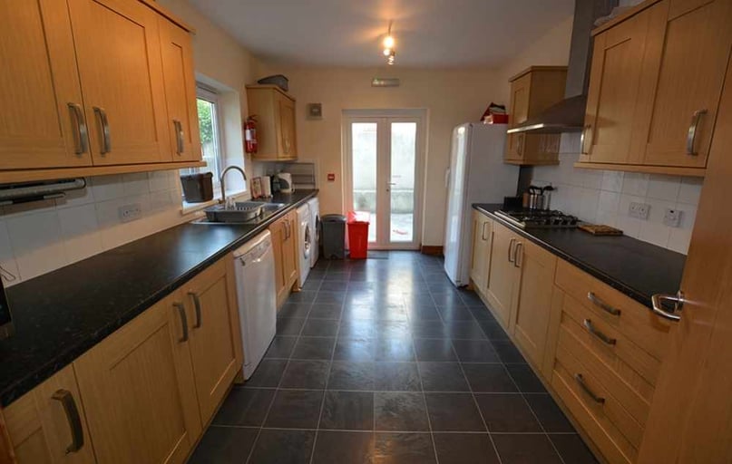 Cathays, Cardiff - Image 1