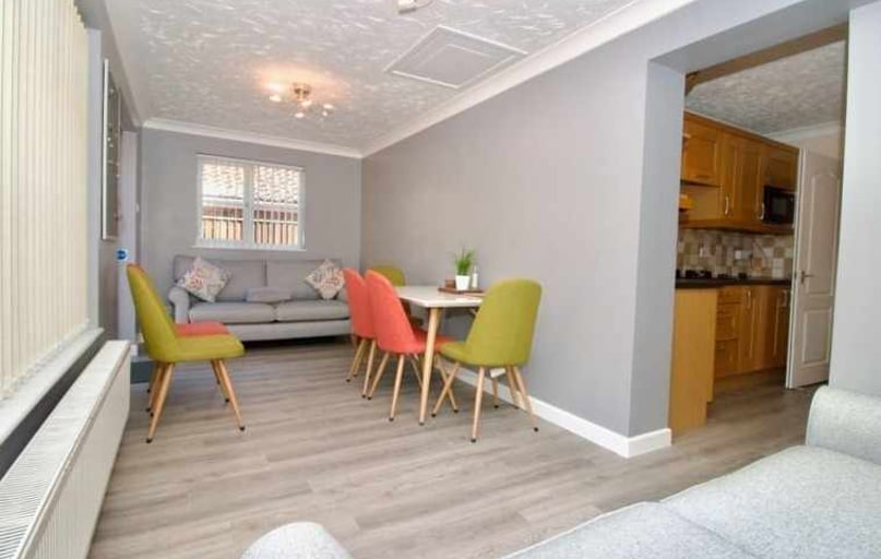 10rc, Eaton, Norwich - Image 1