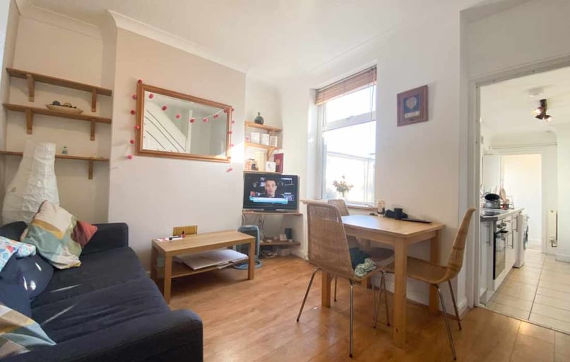 Cathays, Cardiff - Image 1