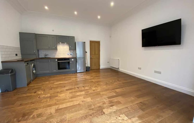 Roath, Adamstown, Cardiff - Image 1