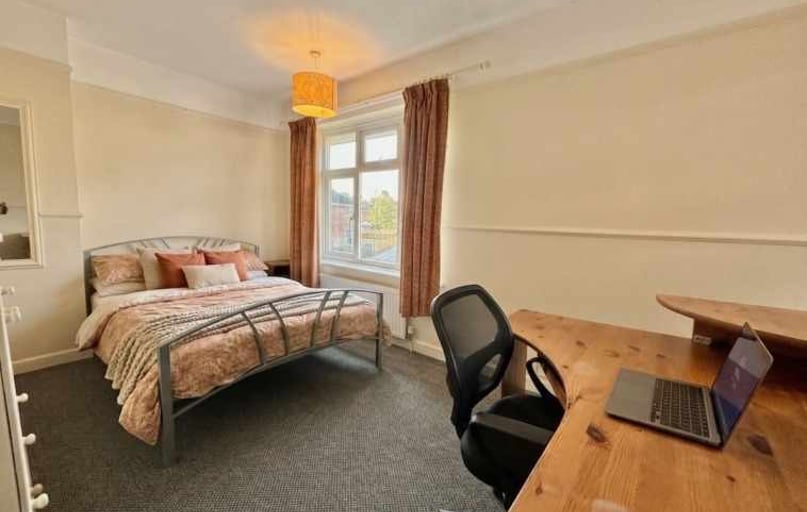 Earlham Green Lane, Clover Hill, Norwich - Image 1
