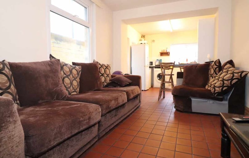 Cathays, Cardiff - Image 1