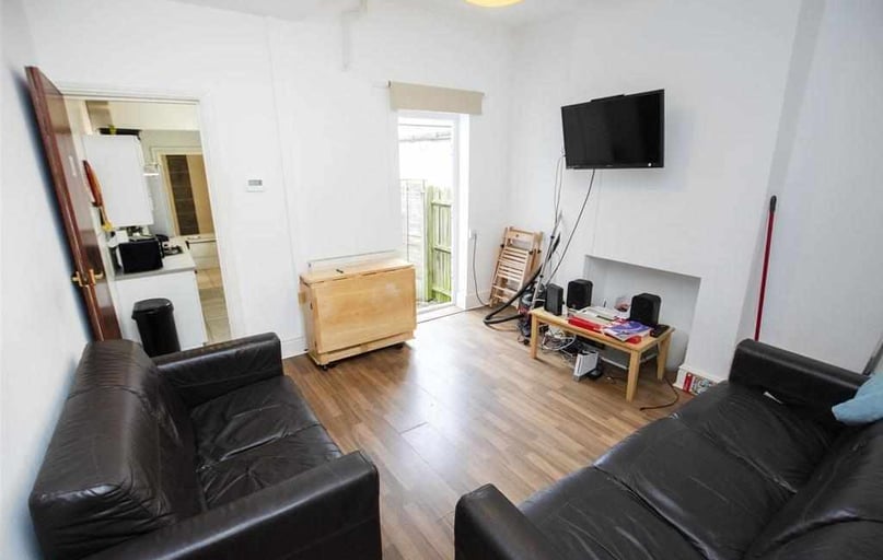 Dawlish Road, Selly Park, Birmingham - Image 1