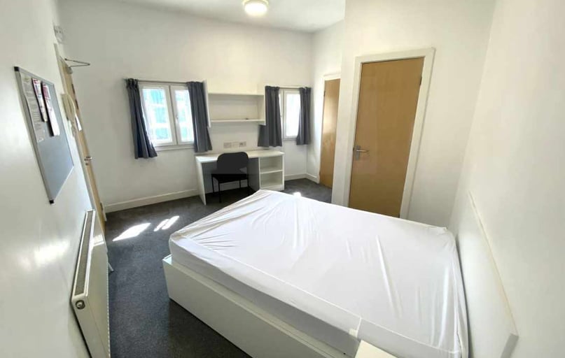 Newarke Street, City Centre, Leicester - Image 1