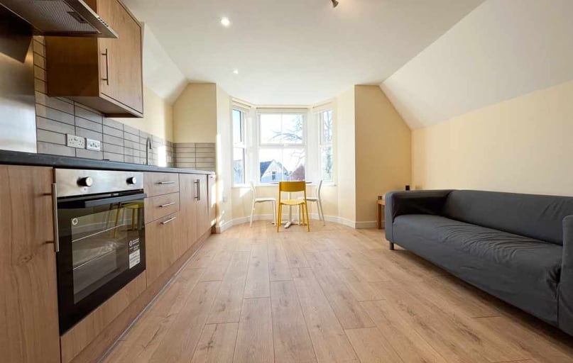 Roath, Plasnewydd, Cardiff - Image 1