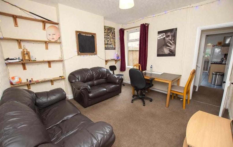 Warwards Lane, Selly Park, Birmingham - Image 1