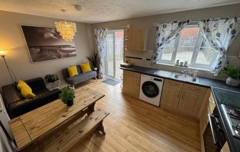 Roe Drive, Earlham, Norwich - Image 1