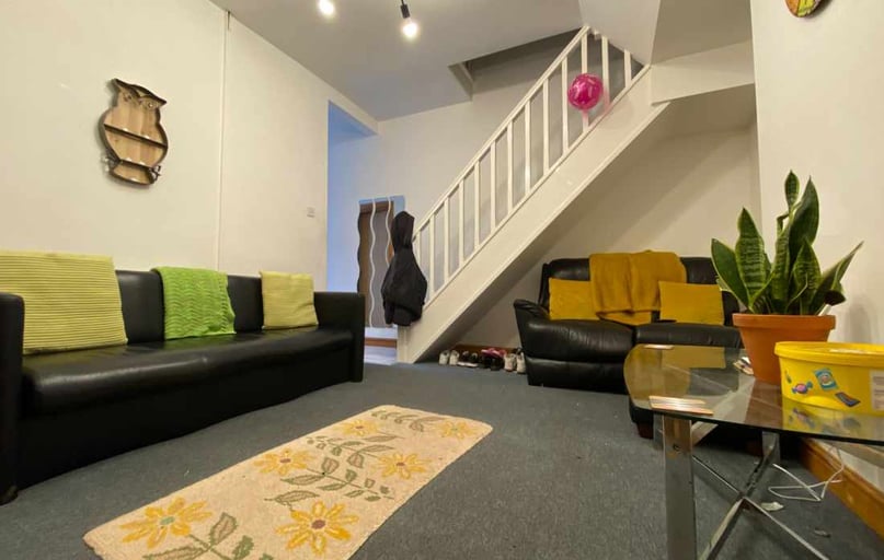 Cathays, Cardiff - Image 1