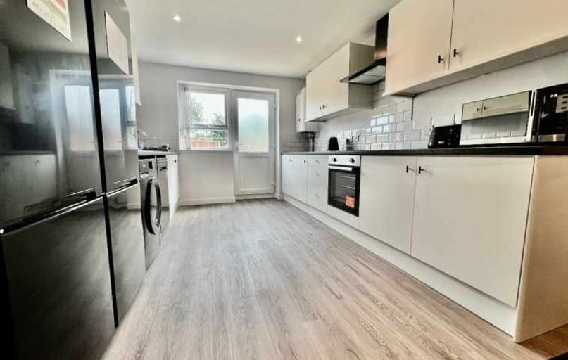 9 Stevenson Road, Clover Hill, Norwich - Image 1