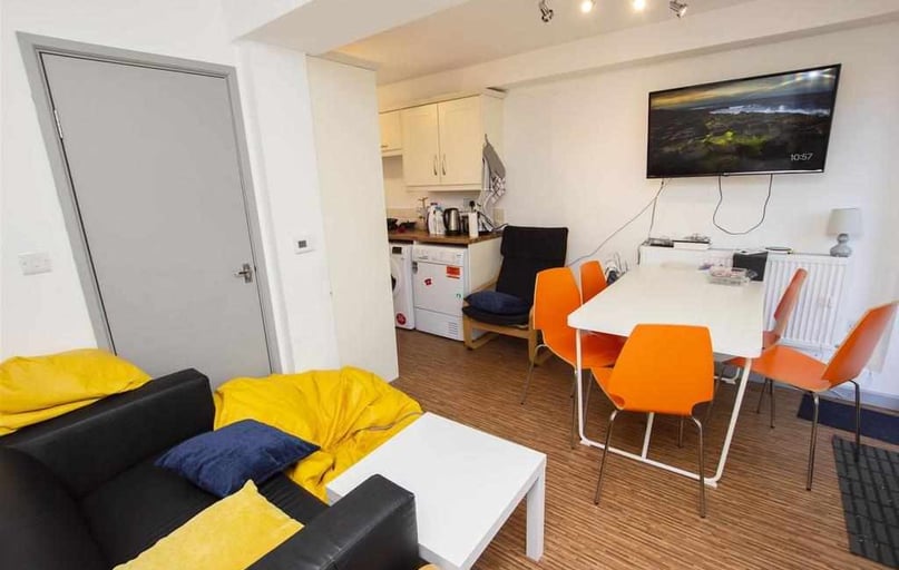 Heeley Road, Selly Park, Birmingham - Image 1