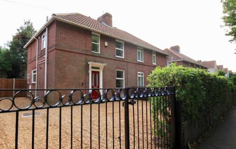 Earlham Road, Earlham, Norwich - Image 1