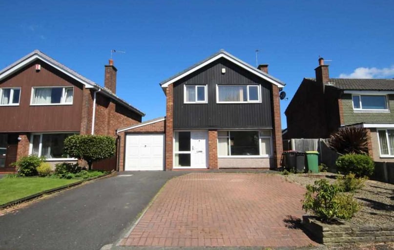 Ingle Head, Fulwood, Preston - Image 1