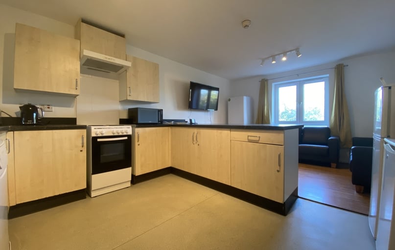 Cathays, Cardiff - Image 1