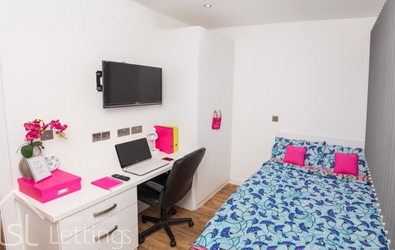 142 Charles Street, Highfields, Leicester - Image 1