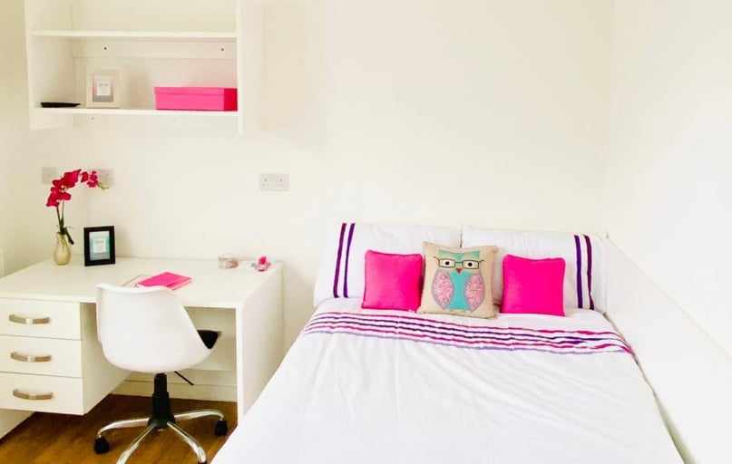 Quainton Road, City Centre, Leicester - Image 1