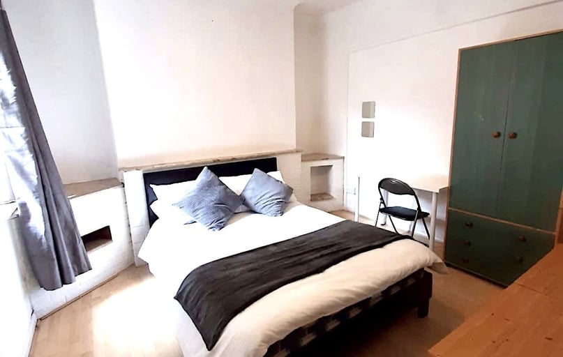 Rhyddings Park Road, Brynmill, Swansea - Image 1