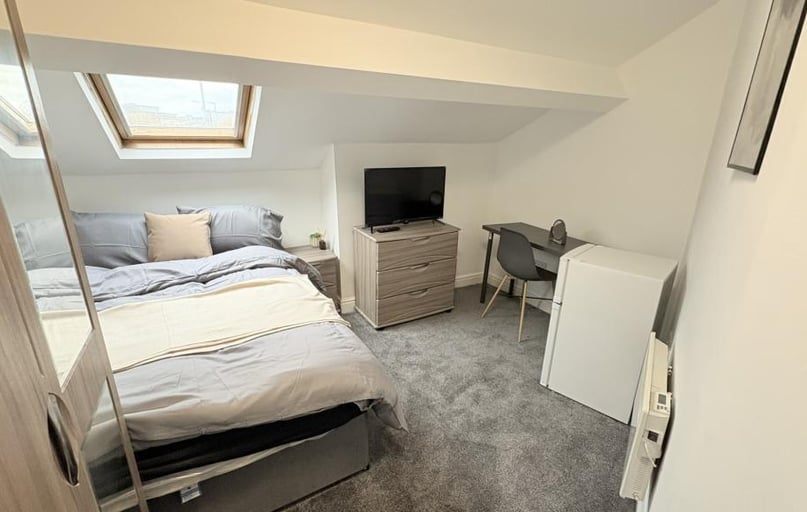 Bow Lane, City Centre, Preston - Image 1