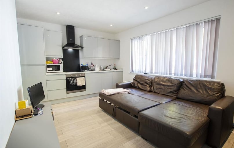 Fladbury Crescent, Selly Oak, Birmingham - Image 1