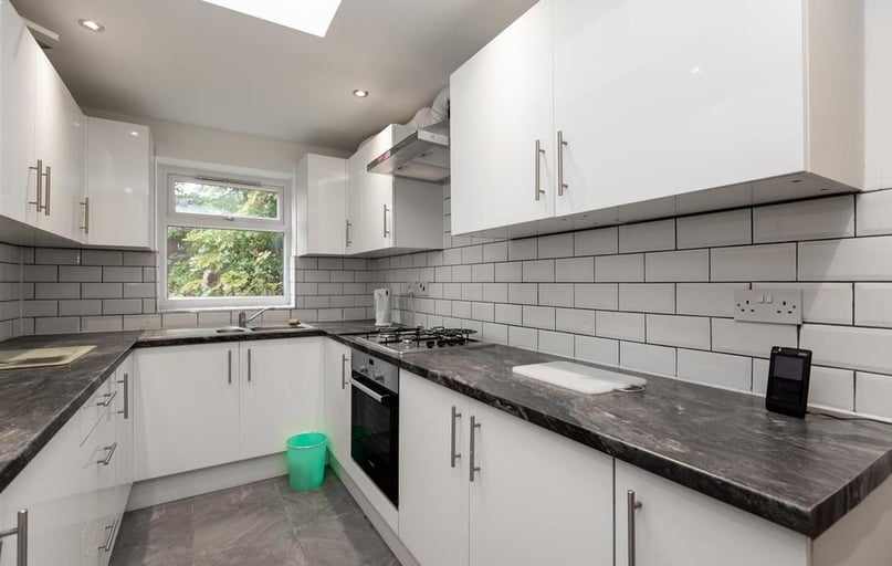 Raddlebarn Road, Selly Park, Birmingham - Image 1