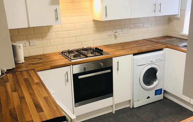 King Edwards Road, Brynmill, Swansea - Image 1