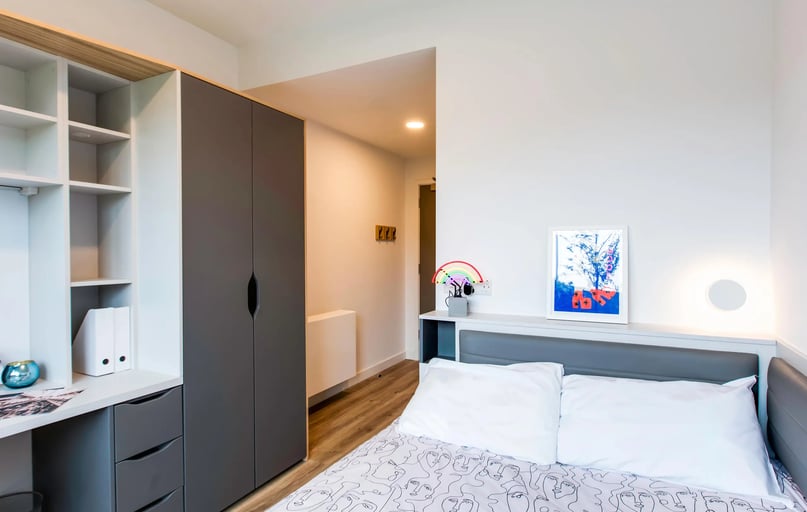 Standard En Suite, Highfield Park, 274 North Circular Road, City Centre, Dublin - Image 1