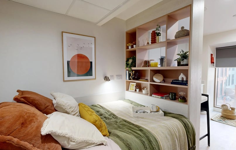 Classic Studio (Floors 1-12), Crown Place, 75 Lancaster Street, City Centre, Birmingham - Image 1