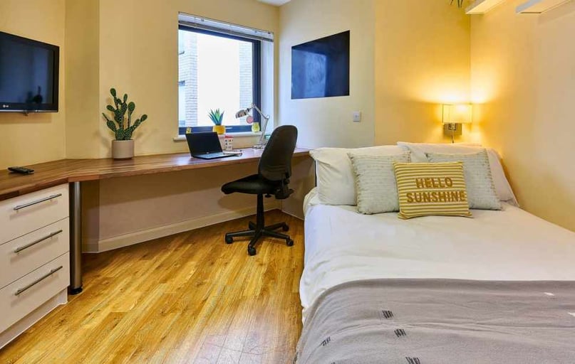 Standard Studio, The Hub, 21-25 South Lambeth Road, Vauxhall, London - Image 1