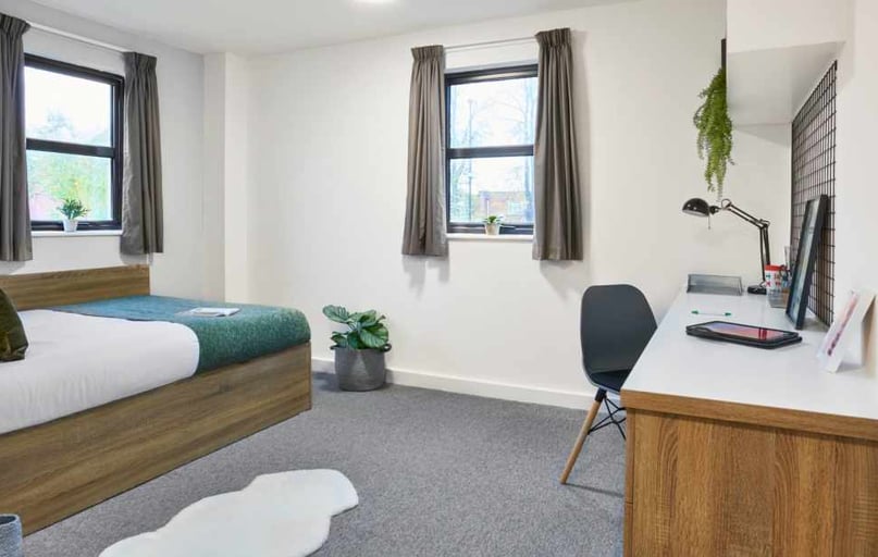 Ensuite Premium, Sky Blue Point, West Street, Far Gosford, Coventry - Image 1