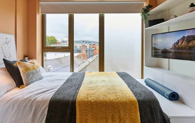 Studio Bronze, View Studios, 11-13 Spa Road, Bermondsey, London - Image 1