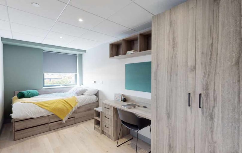 Deluxe Studio (water Facing), Crown Place, Trinity Quay, 2 Kings Road, Swansea - Image 1