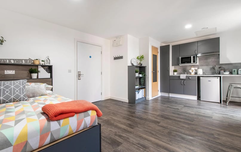 Deluxe Studio, Bentley House, 10 Moland Street, City Centre, Birmingham - Image 1