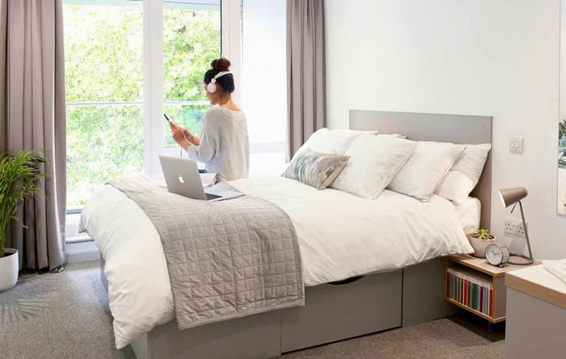 Studio Bronze Premium (balcony), Lace Market Studios, 7 Belward Street, City Centre, Nottingham - Image 1