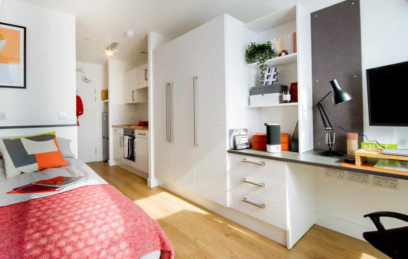Upper Deluxe Studio (Blocks A-D), CODE Fairfax Street, Fairfax Street, Warwick - Image 1