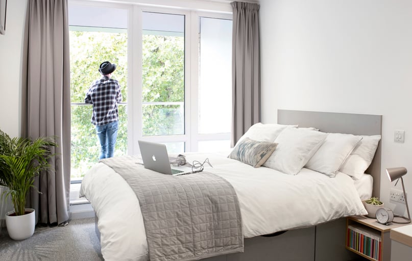 Studio Silver Premium (balcony), Lace Market Studios, 7 Belward Street, City Centre, Nottingham - Image 1