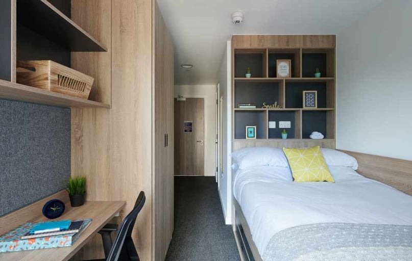 Ensuite Premium, Southampton Crossings, Cumberland Place, Portswood, Southampton - Image 1