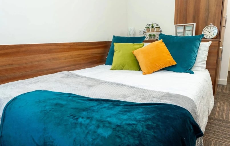 Double En-suite, Denmark Road, 12 Denmark Road, Hulme, Manchester - Image 1