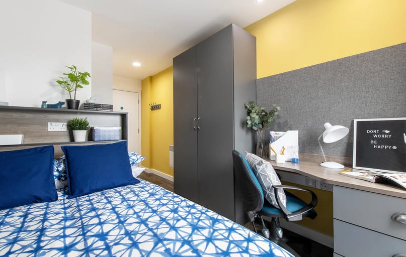 Classic En Suite, Bentley House, 10 Moland Street, City Centre, Birmingham - Image 1